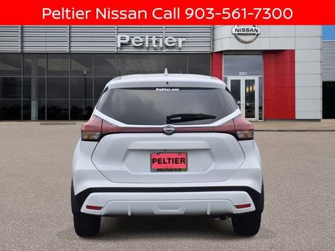 Certified 2024 Nissan Kicks S FWD image 5