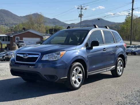 Used 2014 Subaru Forester 2.5i image 7