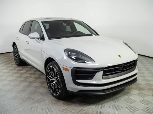 New 2026 Porsche Macan Turbo AWD/4WD image 27