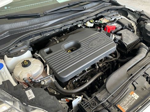 Certified 2020 Ford Escape Titanium AWD/4WD image 14