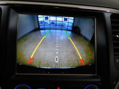 Used 2017 Jeep Grand Cherokee Overland image 53