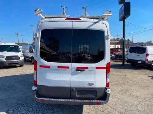 Used 2019 Ford Transit 150 XLT RWD image 6