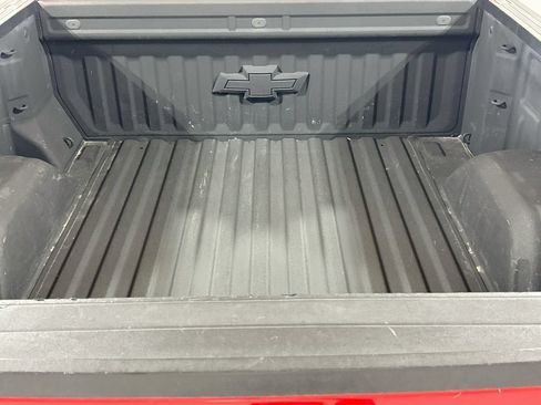 Used 2022 Chevrolet Silverado 1500 RST AWD/4WD image 23
