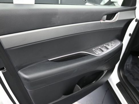 Used 2025 Hyundai Palisade SE image 13