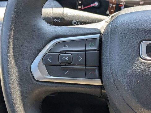 Used 2024 Jeep Compass Latitude AWD/4WD image 22