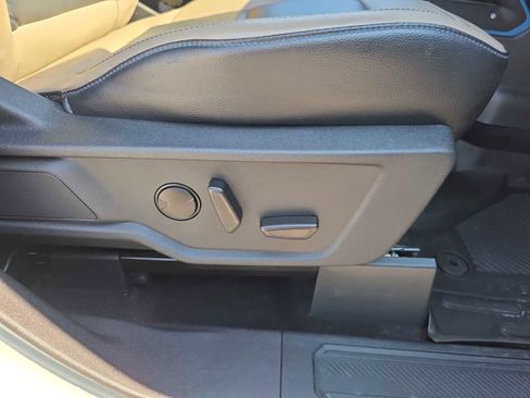 Used 2024 Ford Bronco Wildtrak image 36