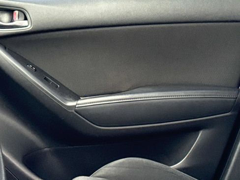 Used 2016 MAZDA CX-5 Sport image 19