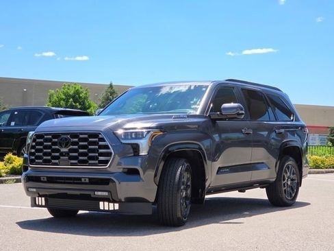 Used 2024 Toyota Sequoia Platinum AWD/4WD image 22