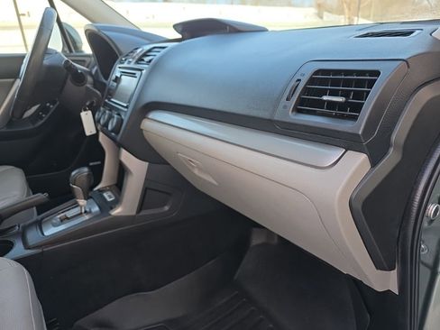Used 2015 Subaru Forester 2.5i Limited image 23