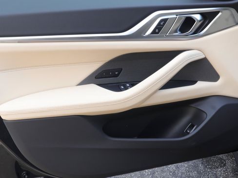 New 2026 BMW 430i w/ M Sport Package RWD image 9