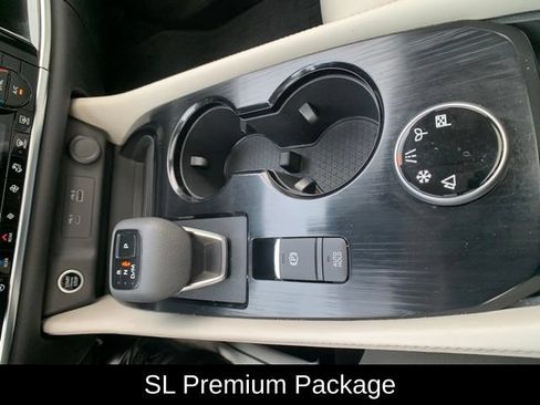 Certified 2023 Nissan Rogue SL w/ SL Premium Package AWD/4WD image 23