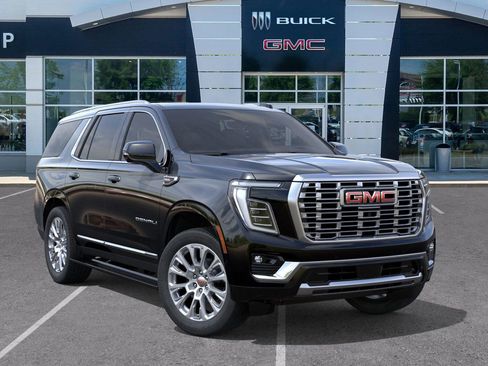 New 2026 GMC Yukon Denali w/ Denali Reserve Package image 9