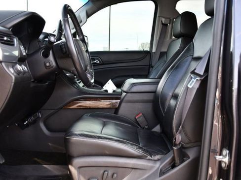 Used 2016 Chevrolet Tahoe LT image 12