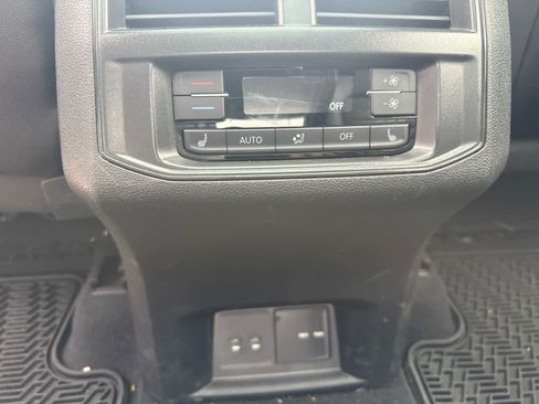 Used 2023 Volkswagen Atlas SEL Premium AWD/4WD image 23