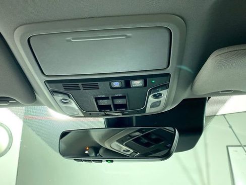 Used 2022 Honda Pilot Elite image 10