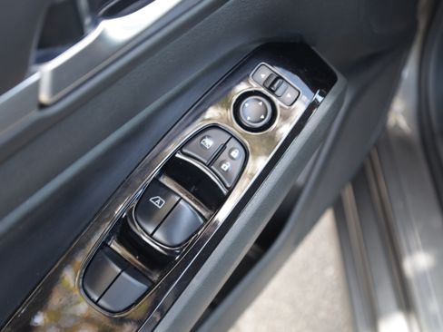 Used 2023 Nissan Altima 2.5 SV FWD image 21