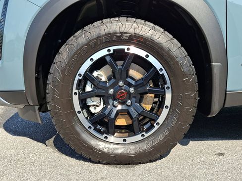 New 2026 Nissan Pathfinder Rock Creek w/ Rock Creek Premium Package AWD/4WD image 4