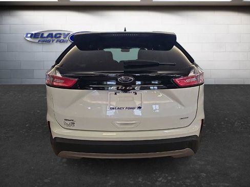 Used 2023 Ford Edge SEL AWD/4WD image 5