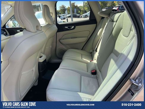 Certified 2023 Volvo XC60 T8 Plus image 9