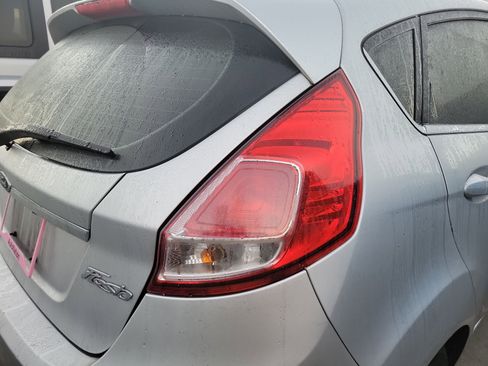 Used 2017 Ford Fiesta Titanium image 10