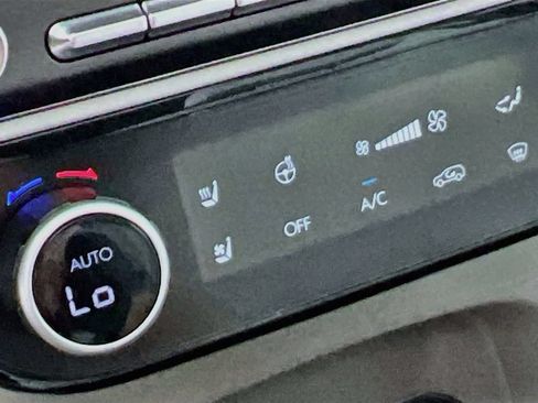 Used 2026 Hyundai Palisade SEL AWD/4WD image 19