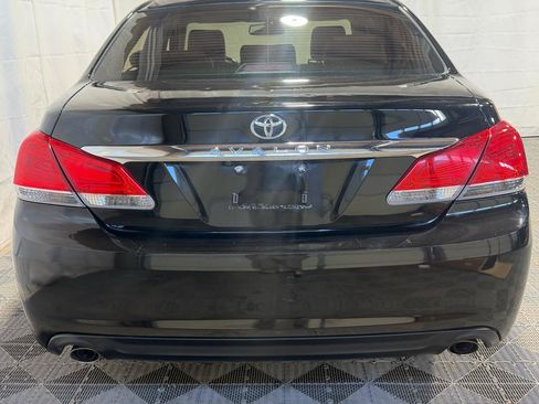 Used 2011 Toyota Avalon Limited FWD image 8