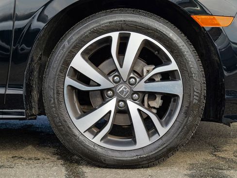 Used 2023 Honda Odyssey Touring image 13