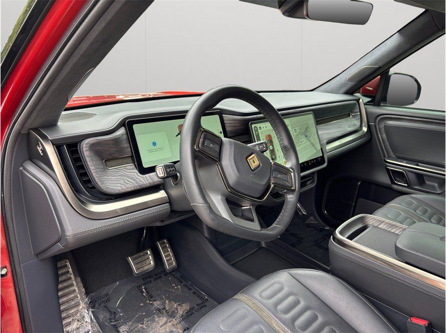 Used 2022 Rivian R1T Adventure AWD/4WD image 3