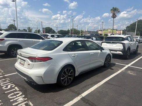 Used 2022 Toyota Corolla SE FWD image 6