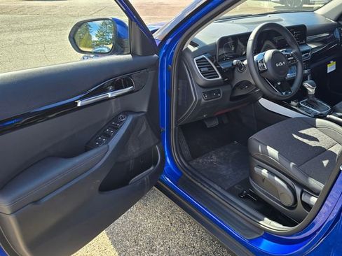New 2026 Kia Seltos S image 17