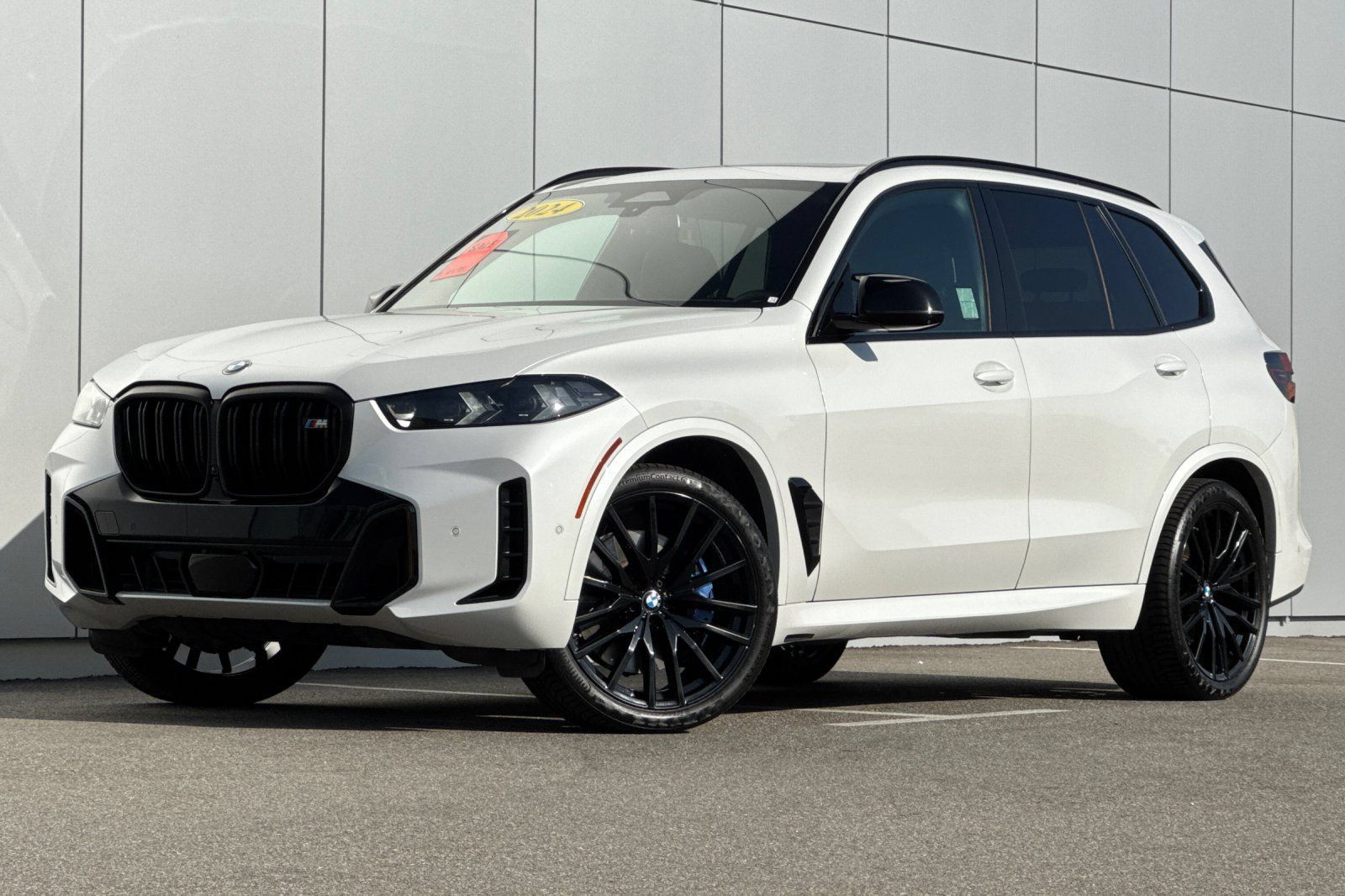 Used 2024 BMW X5 M60i w/ Executive Package AWD/4WD image 1