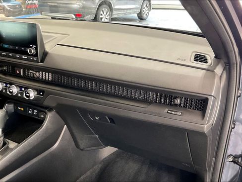 Used 2024 Honda CR-V Sport image 13