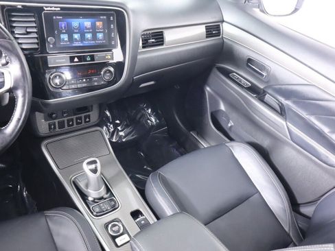 Used 2019 Mitsubishi Outlander GT AWD/4WD image 35
