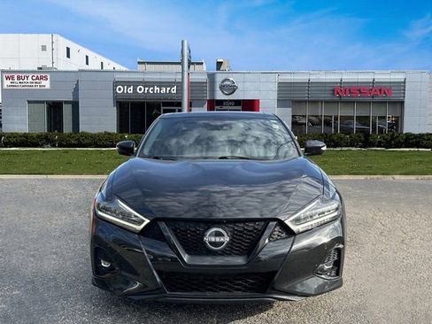 Used 2023 Nissan Maxima SR w/ Sport Mat Group image 2