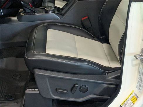 New 2026 Ford Bronco Outer Banks AWD/4WD image 4