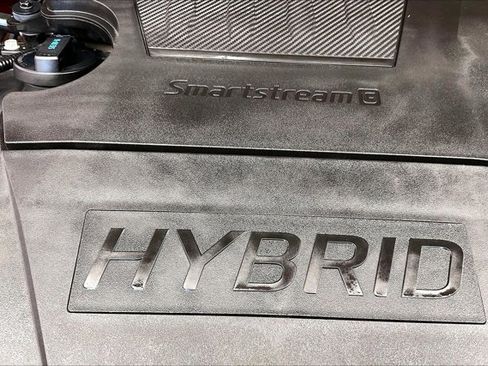 Used 2023 Kia Niro SX image 32