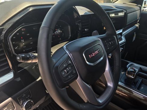 New 2026 GMC Sierra 1500 Elevation AWD/4WD image 10