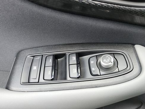 Certified 2025 Subaru Outback Premium AWD/4WD image 16