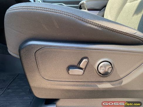 Used 2023 RAM 1500 Big Horn AWD/4WD image 25