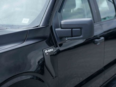 Used 2023 Ford F150 XL w/ XL Chrome Appearance Package image 10