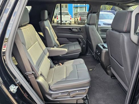 Used 2025 Chevrolet Tahoe RST w/ RST Capability Package AWD/4WD image 29