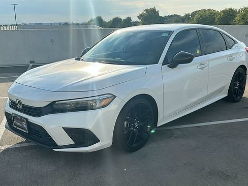 Used 2024 Honda Civic Sport image 8