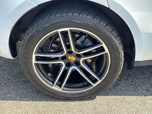 Used 2020 Porsche Macan S AWD/4WD image 17