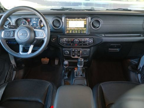 Used 2023 Jeep Wrangler Unlimited Sahara w/ Cold Weather Group AWD/4WD image 20