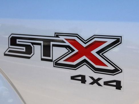 Used 2017 Ford F150 XL w/ Equipment Group 101A Mid AWD/4WD image 11