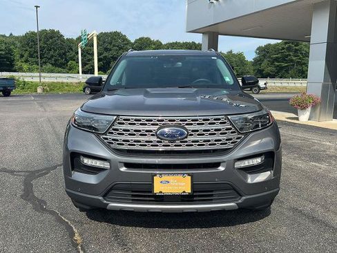 Certified 2022 Ford Explorer Limited w/ Equipment Group 301A AWD/4WD image 2