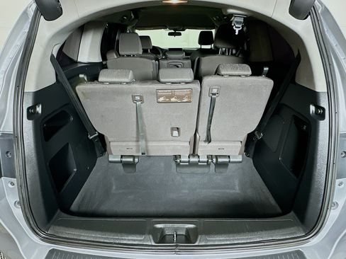 Used 2018 Honda Odyssey EX image 28