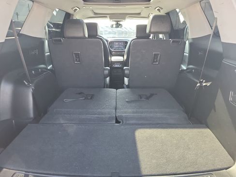 Used 2021 GMC Acadia AT4 w/ Technology Package AWD/4WD image 27