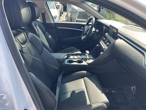 Used 2026 Genesis G70 2.5T RWD image 36