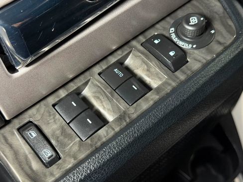 Used 2017 Ford Expedition Limited AWD/4WD image 20